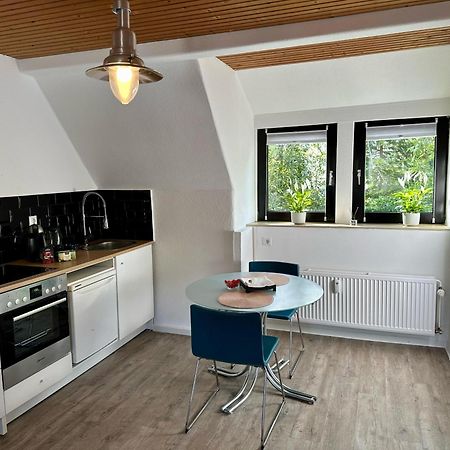 Idyllisches Zentrales Appartment - 24 H Check Inn Flensburg Bagian luar foto